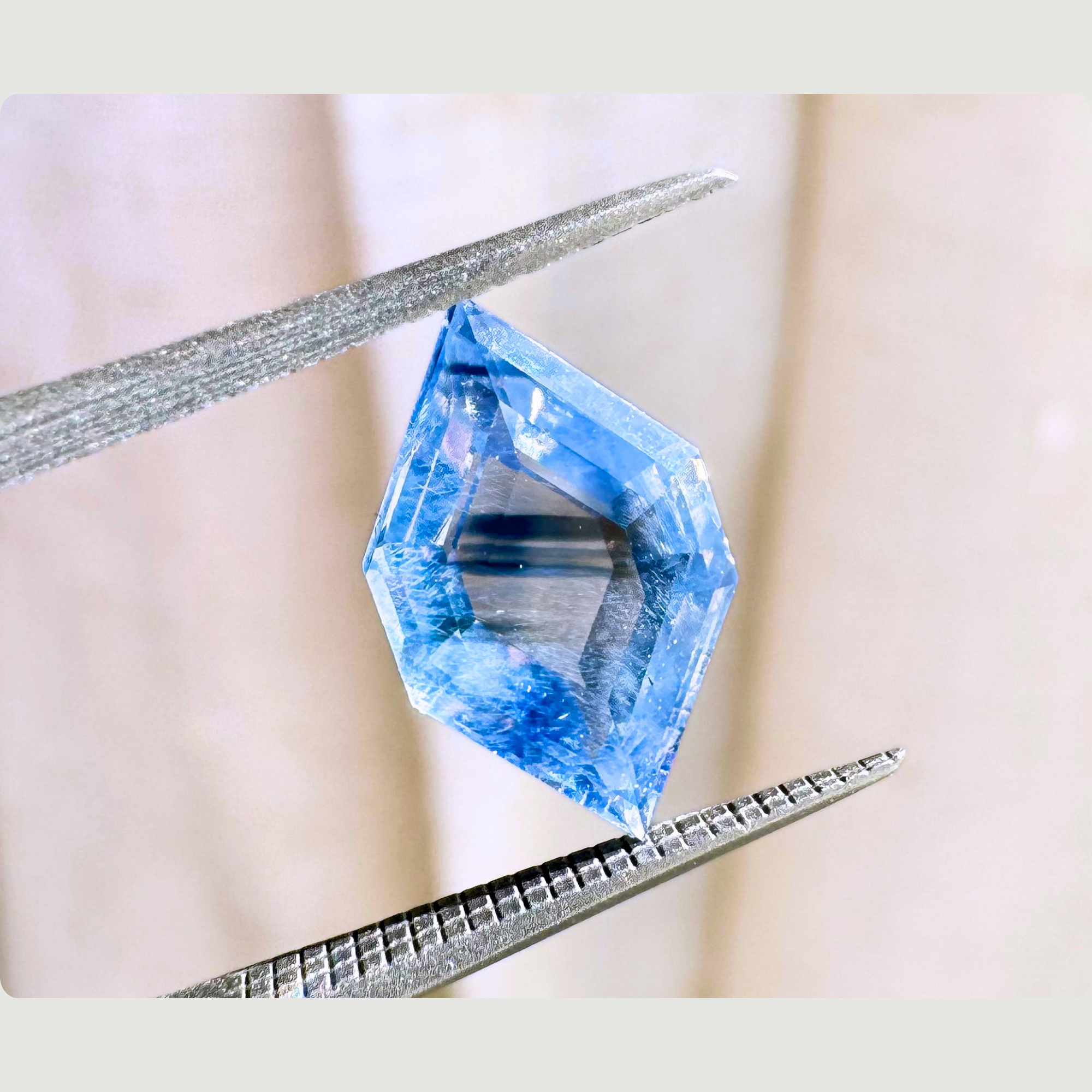 3.01ct Hexagon Shaped Natural Sapphire